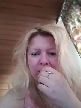 Snapshot of Lauri_scherri chatting on 27, 3, 2026 Lauri scherri online show from 27, 3, 2026