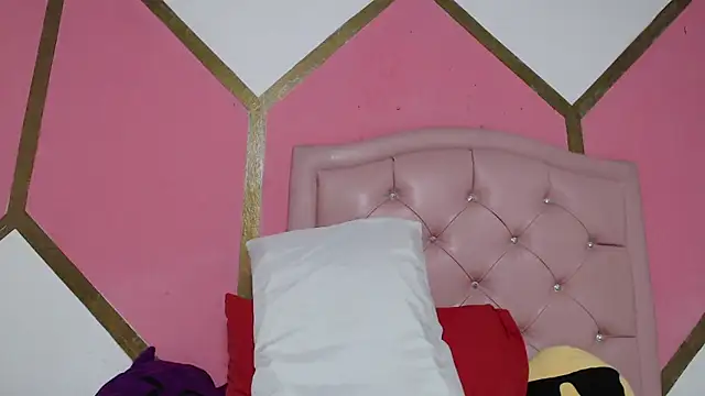 Snapshot of Vicky_Love_ chatting on 31, 1, 2025 Vicky Love online show from 31, 1, 2025