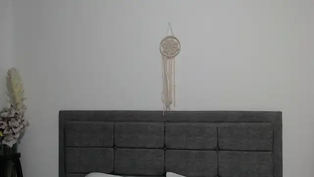 Snapshot of Vicky_Love_ chatting on 13, 2, 2025 Vicky Love online show from 13, 2, 2025