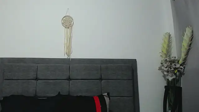 Snapshot of Vicky_Love_ chatting on 18, 2, 2025 Vicky Love online show from 18, 2, 2025