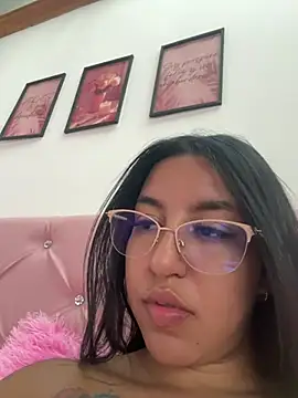 Tamara Roberts1 online show from 8, 12, 2024