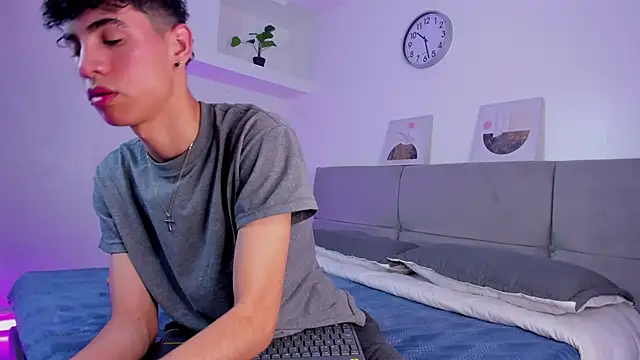 NeoRaptis online show from 11, 12, 2024