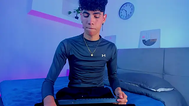 NeoRaptis online show from 4, 1, 2025