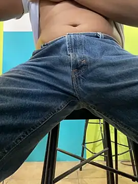 Snapshot of Brianmayers7 chatting on 13, 10, 2025 Brianmayers7 online show from 13, 10, 2025