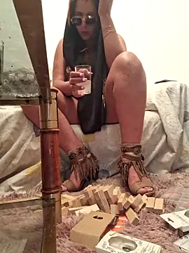 SaidaHot online show from 16, 9, 2025