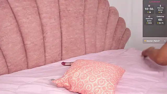 zully 01 online show from 10, 12, 2024