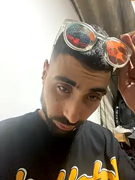 Snapshot of macg96 chatting on 30, 11, 2025 macg96 online show from 30, 11, 2025