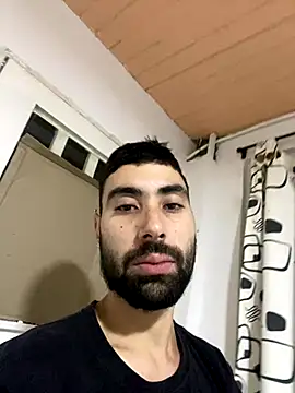 Snapshot of macg96 chatting on 18, 12, 2025 macg96 online show from 18, 12, 2025