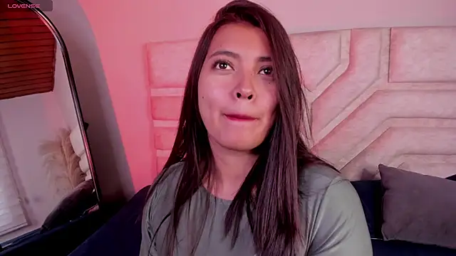 Rebeca Williams  online show from 5, 12, 2025