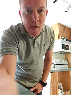 Bigtater1999 online show from 15, 3, 2026