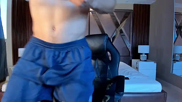 Snapshot of Aaron_Scoot chatting on 5, 12, 2024 Aaron Scoot online show from 5, 12, 2024