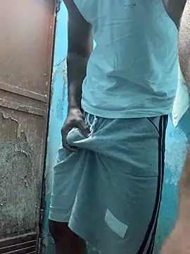 Vampire xoxo online show from 10, 12, 2024