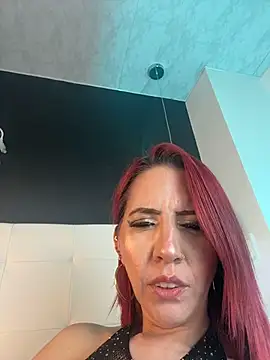 Snapshot of Aixa_hill1 chatting on 27, 10, 2025 Aixa hill1 online show from 27, 10, 2025