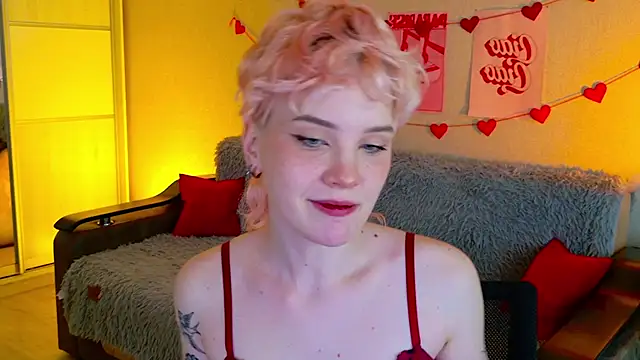 Snapshot of School_Love chatting on 1, 10, 2025 School Love online show from 1, 10, 2025