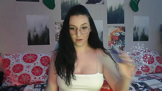 Fluffy Tiffy online show from 13, 12, 2024