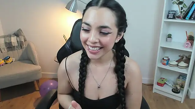  BellaEvans  online show from 17, 2, 2025