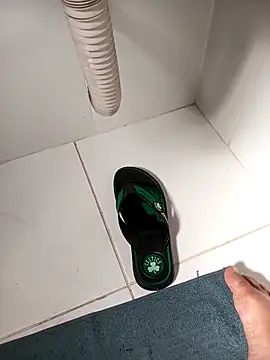 Snapshot of lobomisterioso13 chatting on 13, 2, 2025 lobomisterioso13 online show from 13, 2, 2025