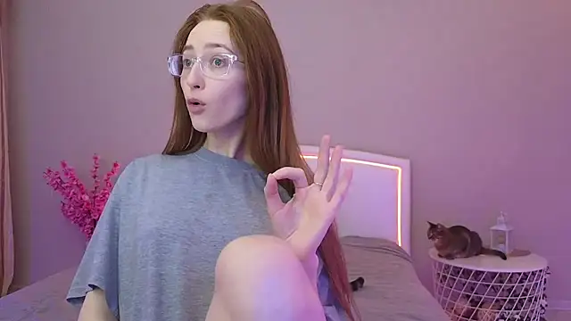 Snapshot of MichaDenver chatting on 17, 11, 2025 MichaDenver online show from 17, 11, 2025