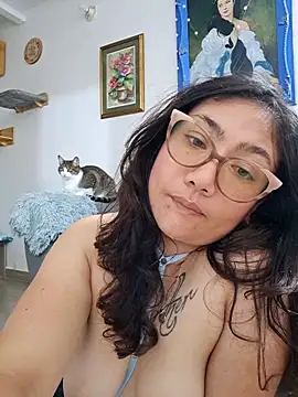 Snapshot of Mia_Ruiz chatting on 2, 3, 2025 Mia Ruiz online show from 2, 3, 2025