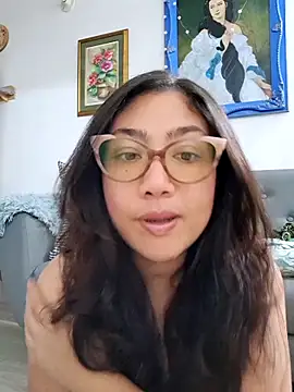 Snapshot of Mia_Ruiz chatting on 9, 3, 2025 Mia Ruiz online show from 9, 3, 2025