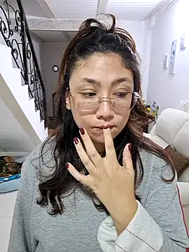 Snapshot of Mia_Ruiz chatting on 13, 9, 2025 Mia Ruiz online show from 13, 9, 2025