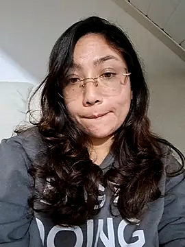 Snapshot of Mia_Ruiz chatting on 2, 10, 2025 Mia Ruiz online show from 2, 10, 2025