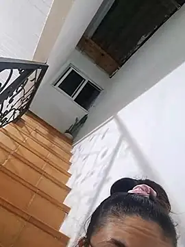 Snapshot of Mia_Ruiz chatting on 5, 10, 2025 Mia Ruiz online show from 5, 10, 2025