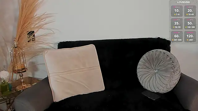 Snapshot of Chrishell_ chatting on 24, 11, 2025 Chrishell online show from 24, 11, 2025