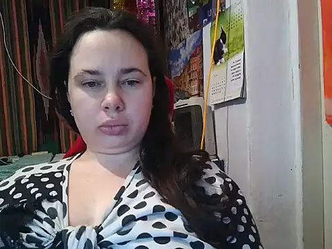 Snapshot of Cora_Maro chatting on 1, 2, 2025 Cora Maro online show from 1, 2, 2025