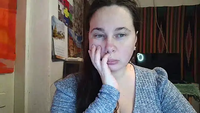 Cora Maro online show from 11, 2, 2026