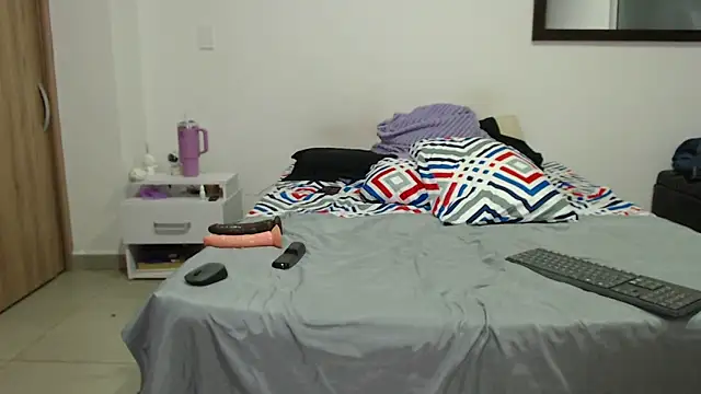 AnnieRoss69 online show from 30, 10, 2025