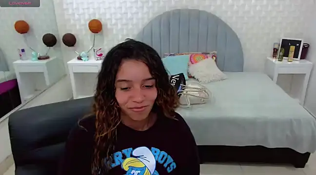 Snapshot of charlotte_0309 chatting on 6, 1, 2025 charlotte 0309 online show from 6, 1, 2025