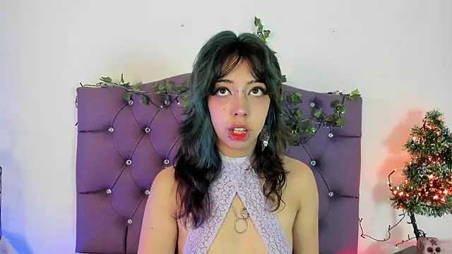 Nyx nayla online show from 24, 12, 2024