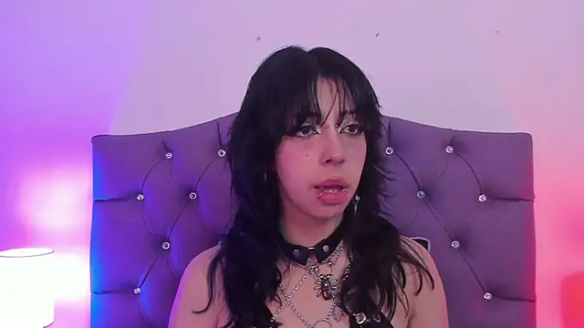 Nyx nayla online show from 17, 1, 2025