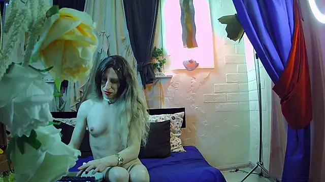 Mary Loon online show from 13, 2, 2025