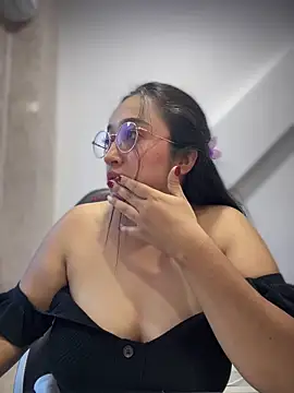 cata megan online show from 16, 2, 2025