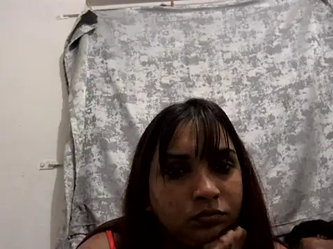 Snapshot of GORGEOUSLIPS chatting on 8, 10, 2025 GORGEOUSLIPS online show from 8, 10, 2025