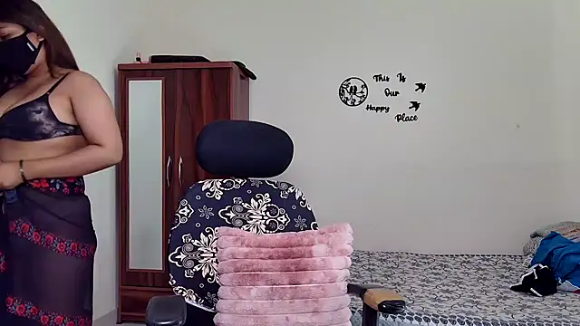 Snapshot of Hoty-Shivangi chatting on 15, 3, 2026 Hoty-Shivangi online show from 15, 3, 2026