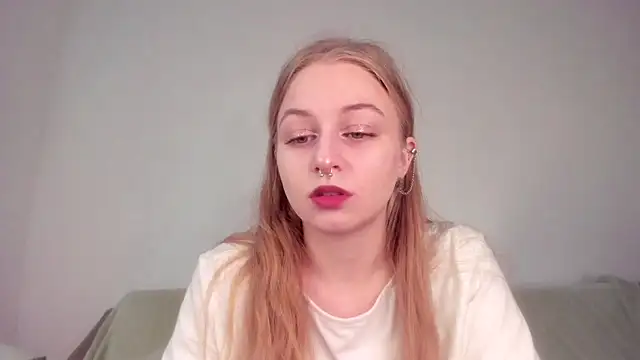 Snapshot of MiaMews chatting on 19, 3, 2026 MiaMews online show from 19, 3, 2026