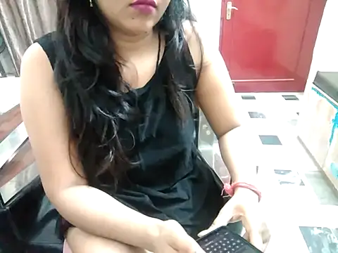 aarushi sharmaa online show from 4, 10, 2025