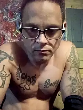 Snapshot of Buffshagswell chatting on 24, 11, 2025 Buffshagswell online show from 24, 11, 2025