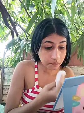 Julix A online show from 16, 11, 2025