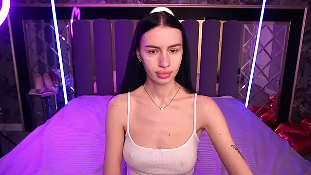 Snapshot of Snow_WhiteeeX chatting on 9, 2, 2026 Snow WhiteeeX online show from 9, 2, 2026