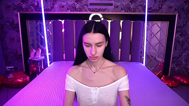 Snapshot of Snow_WhiteeeX chatting on 16, 2, 2026 Snow WhiteeeX online show from 16, 2, 2026