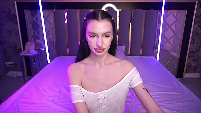 Snapshot of Snow_WhiteeeX chatting on 21, 3, 2026 Snow WhiteeeX online show from 21, 3, 2026