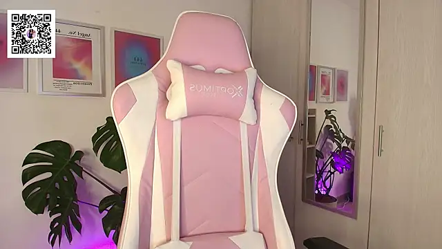 Liujunne2 online show from 10, 9, 2025