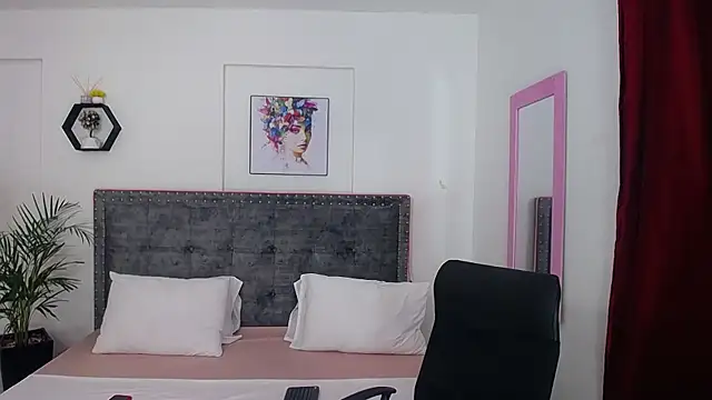 Amber hot22 online show from 5, 2, 2025