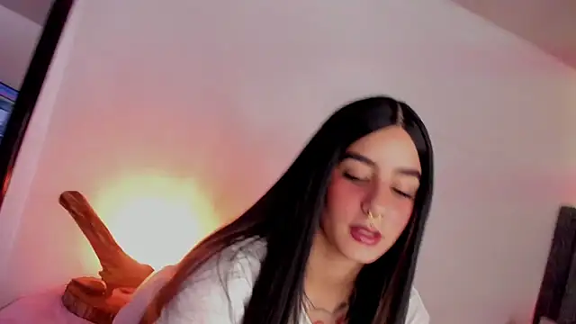 Alice woodville online show from 9, 3, 2025