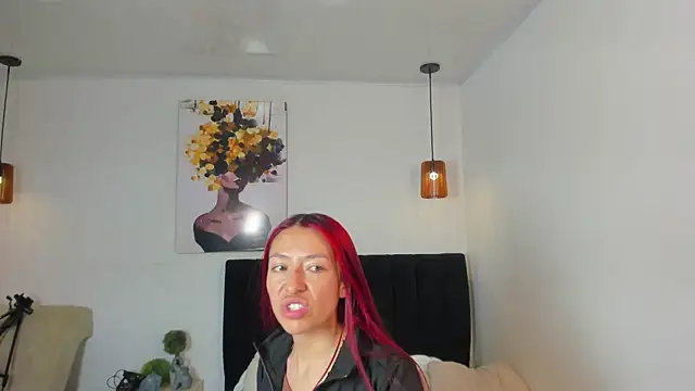 Scarlett  bell online show from 24, 10, 2025