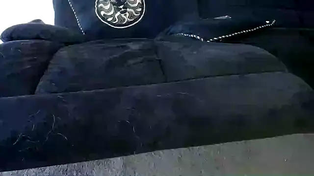 Snapshot of Niquitasparkles chatting on 25, 11, 2025 Niquitasparkles online show from 25, 11, 2025